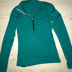 Nike Pro hyperwarm halfzip
